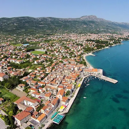 Apartament With Parking Space Kastel Stari, - 24803